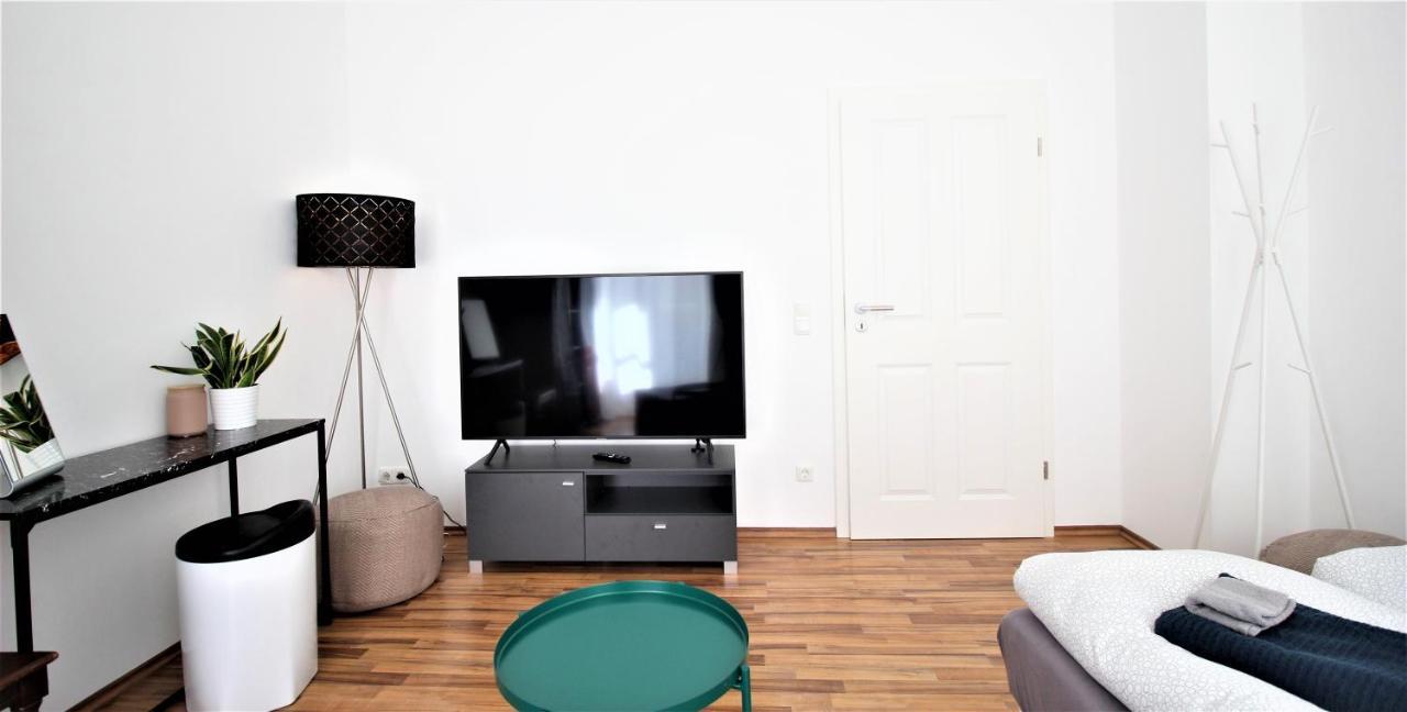 ➤Private Room - Heart Of Downtown With Terrace Würzburg Exterior foto