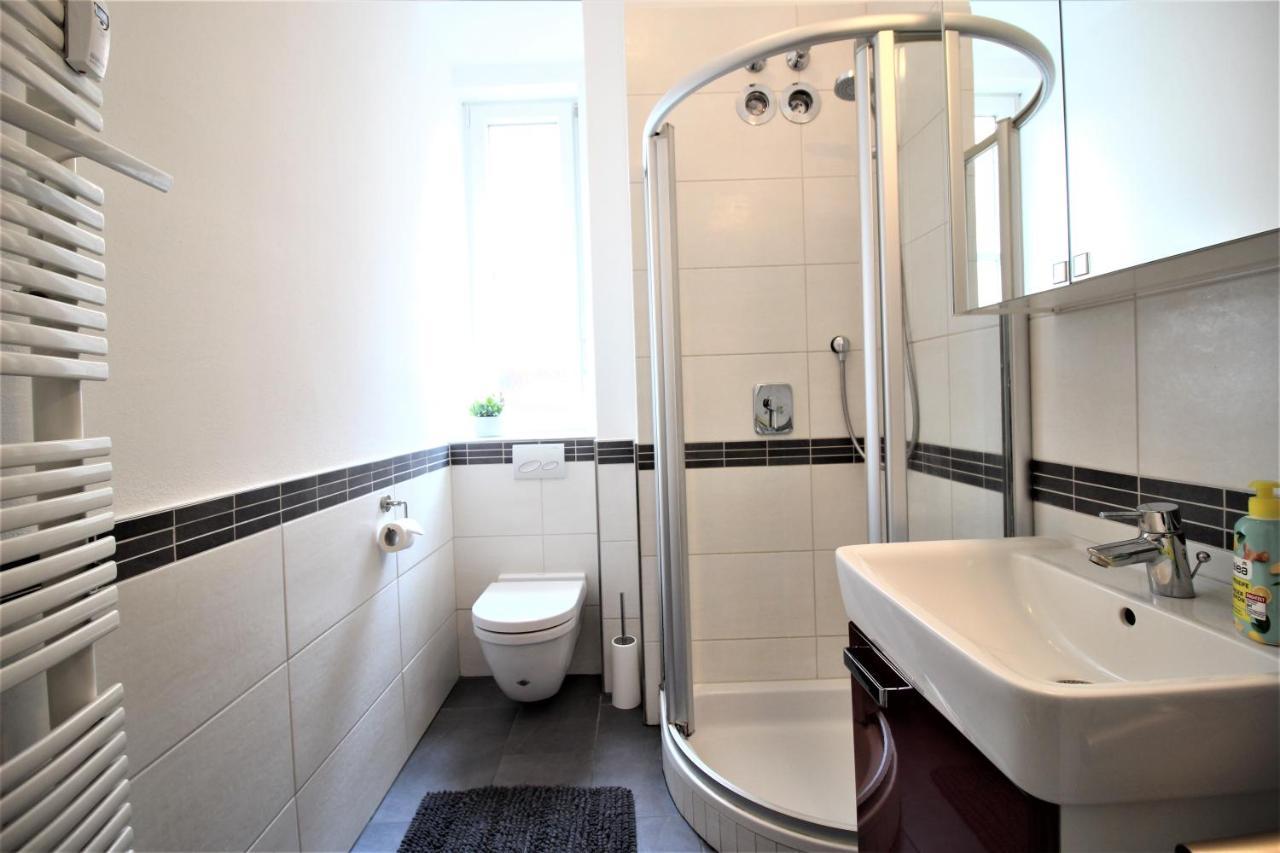 ➤Private Room - Heart Of Downtown With Terrace Würzburg Exterior foto